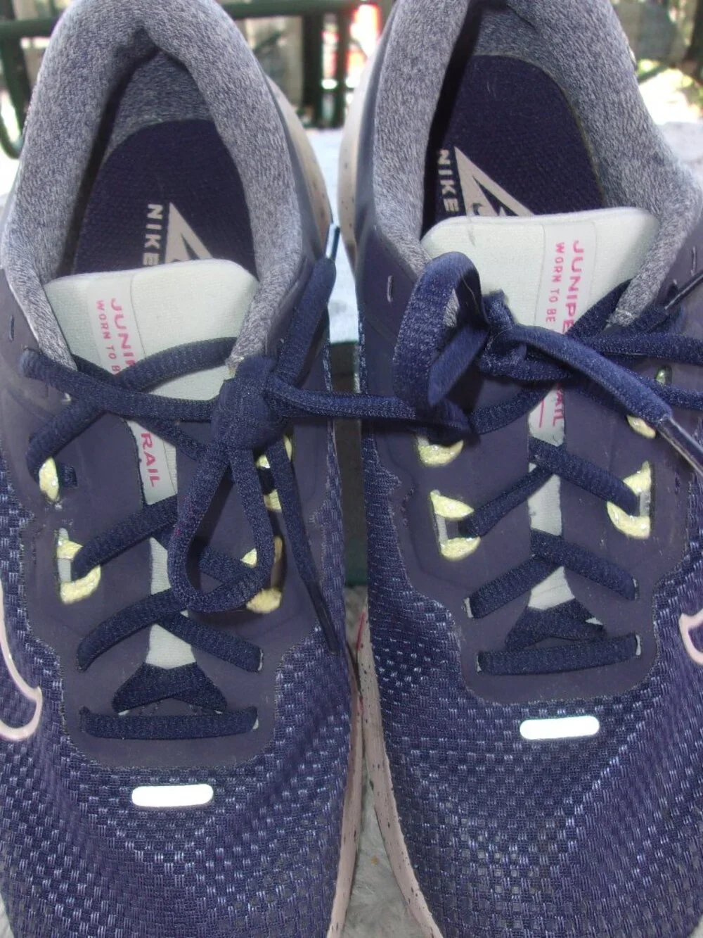 S-243 WOMENS NIKE JUNIPER TRAIL 2 GOR-TEX SNEAKERS